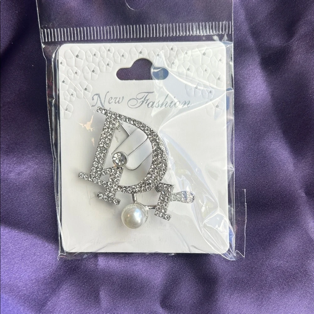 Silver Crystal 'Dior’ Letter Brooch with Pearl Accent